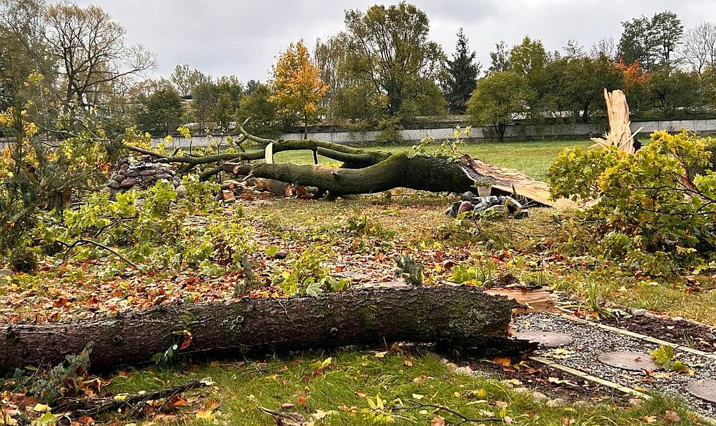 Hilfe für das Kloster in Walendów nach dem schweren Unwetter